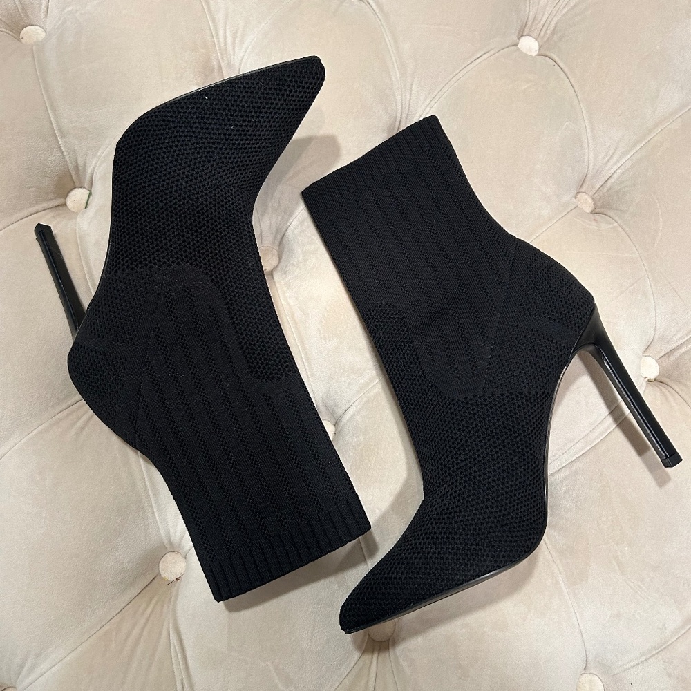 Steve Madden Women's Discreet Ankle Boot Size 8